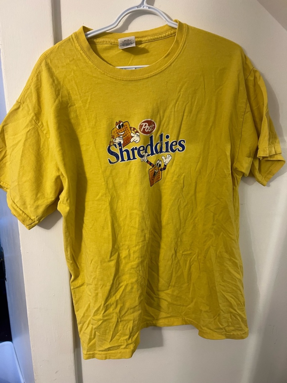 Yellow Vintage Graphic Tee Shreddies 100% Cotton
